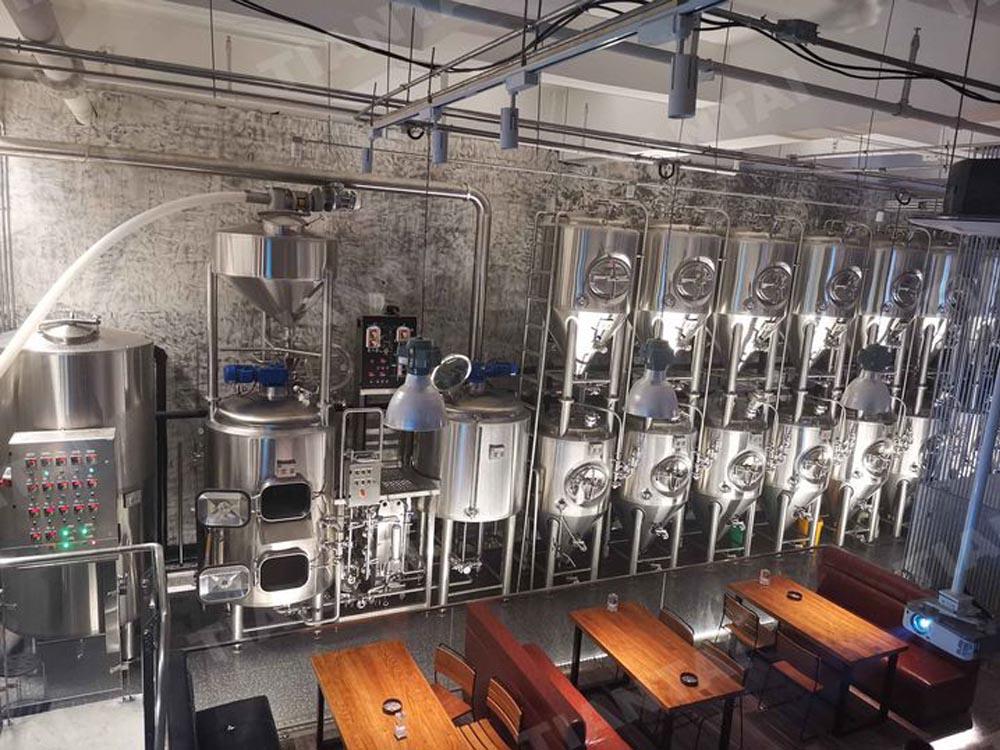 <b>Upgrading from Homebrew Gear to Commercial Brewing Equipment: What You Need to Know</b>